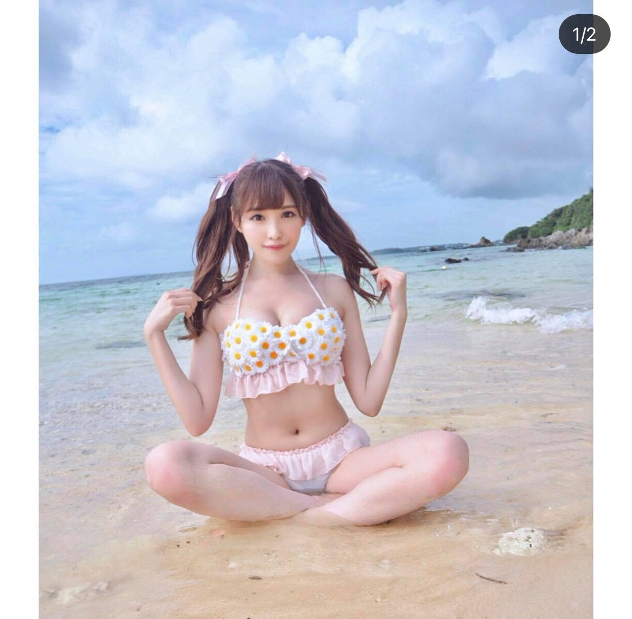 Arina Hashimoto 橋本ありな bikini bên bãi biển